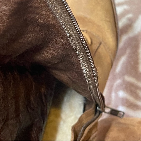 Ugg Camille tall lace up boot shearling size 9 - Picture 11 of 13